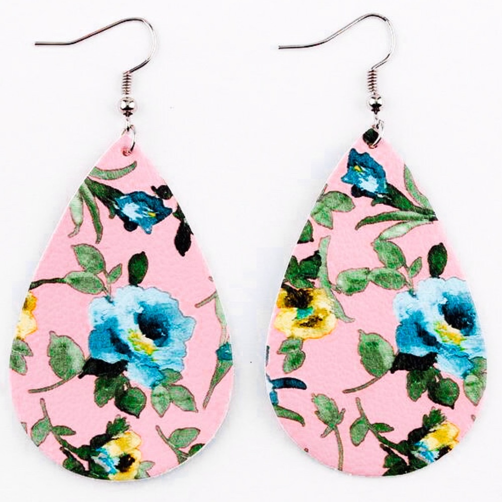 Handmade Vegan Leather Teardrop Dangle Set NWT